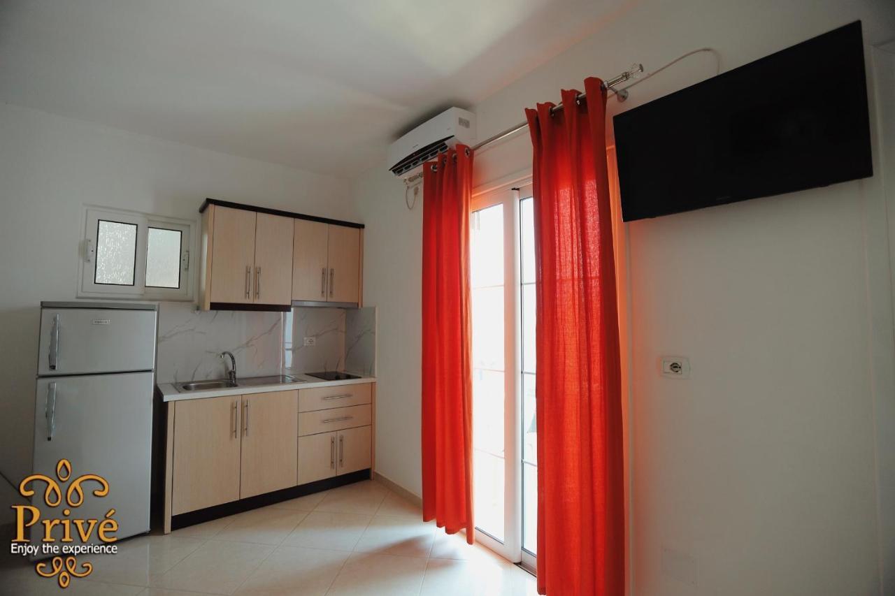 Prive Hotel And Apartment Ksamil Kültér fotó